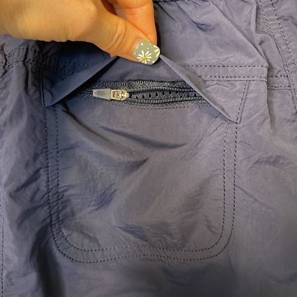 NWOT FP Movement In The Wild Shorts - Supernova - Size Small - Picture 13 of 17